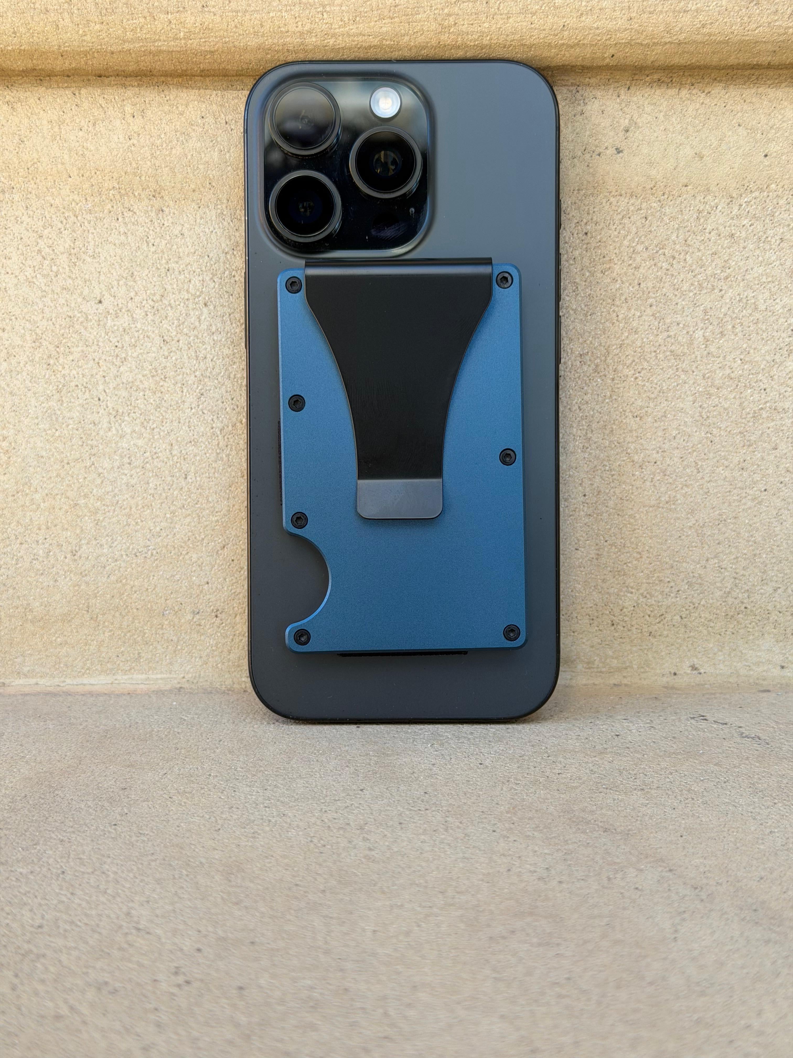 Tarjetero magnético con protección antirobo RFID